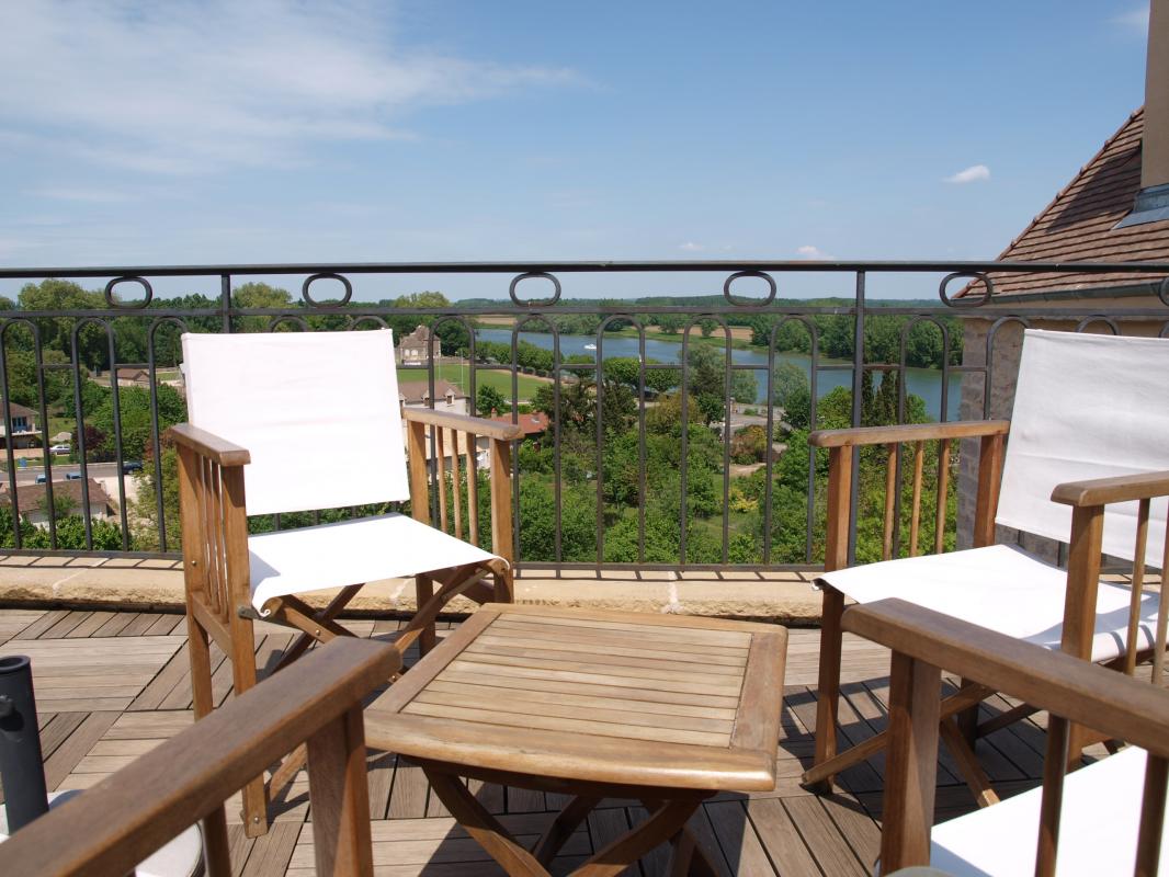Terrasse privative de la chambre "La Sa&ocirc;ne"