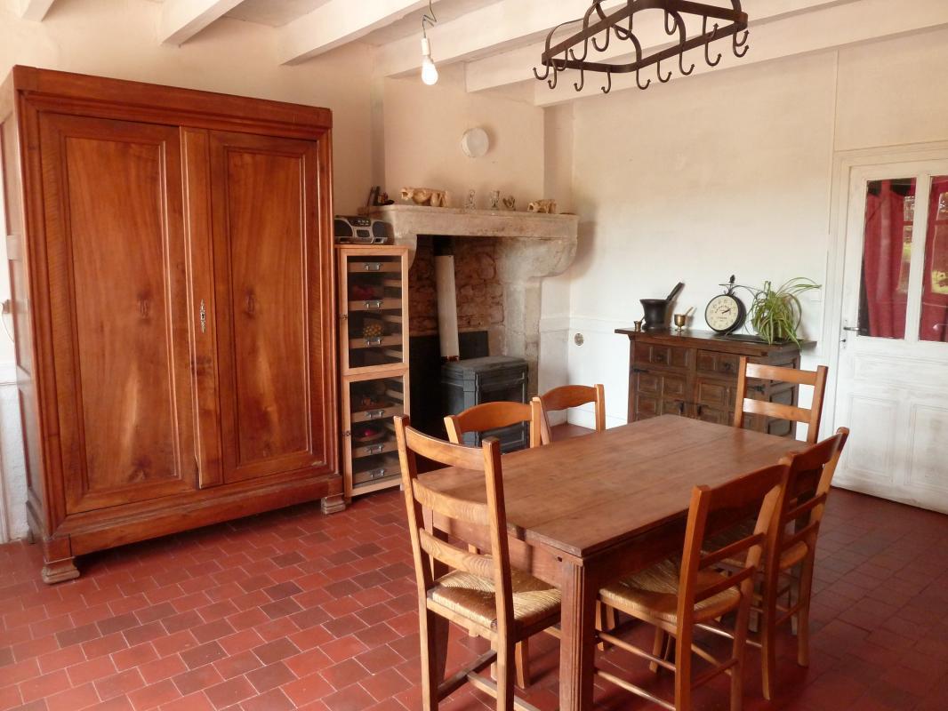 La cuisine / salle &agrave; manger