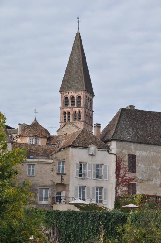 Vue sur l'abbaye depuis le parc