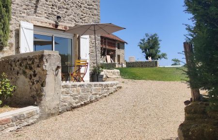 G&icirc;te n&deg;3215 Sainte-H&eacute;l&egrave;ne - Sa&ocirc;ne-et-Loire - photo
