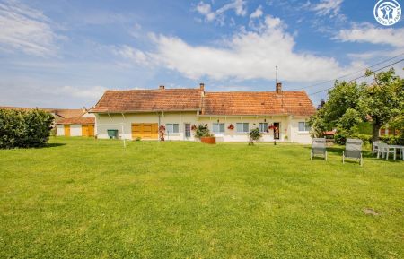 G&icirc;te n&deg;3231 Lans - Sa&ocirc;ne-et-Loire - photo