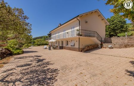 G&icirc;te n&deg;3378 Vir&eacute; - Sa&ocirc;ne-et-Loire - photo