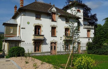 G&icirc;te de groupe n&deg;5039 Priss&eacute; - Sa&ocirc;ne-et-Loire - photo
