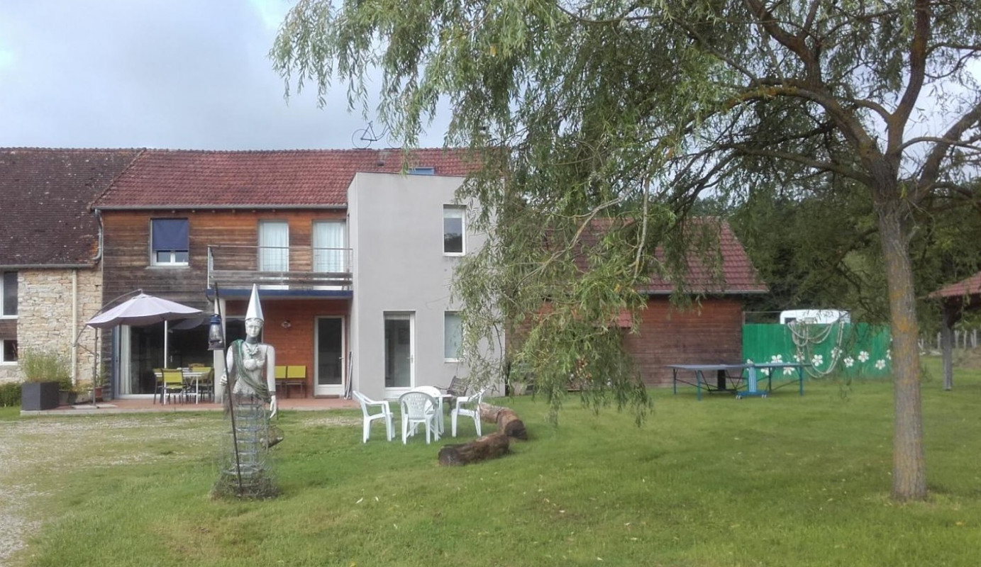 photo 0